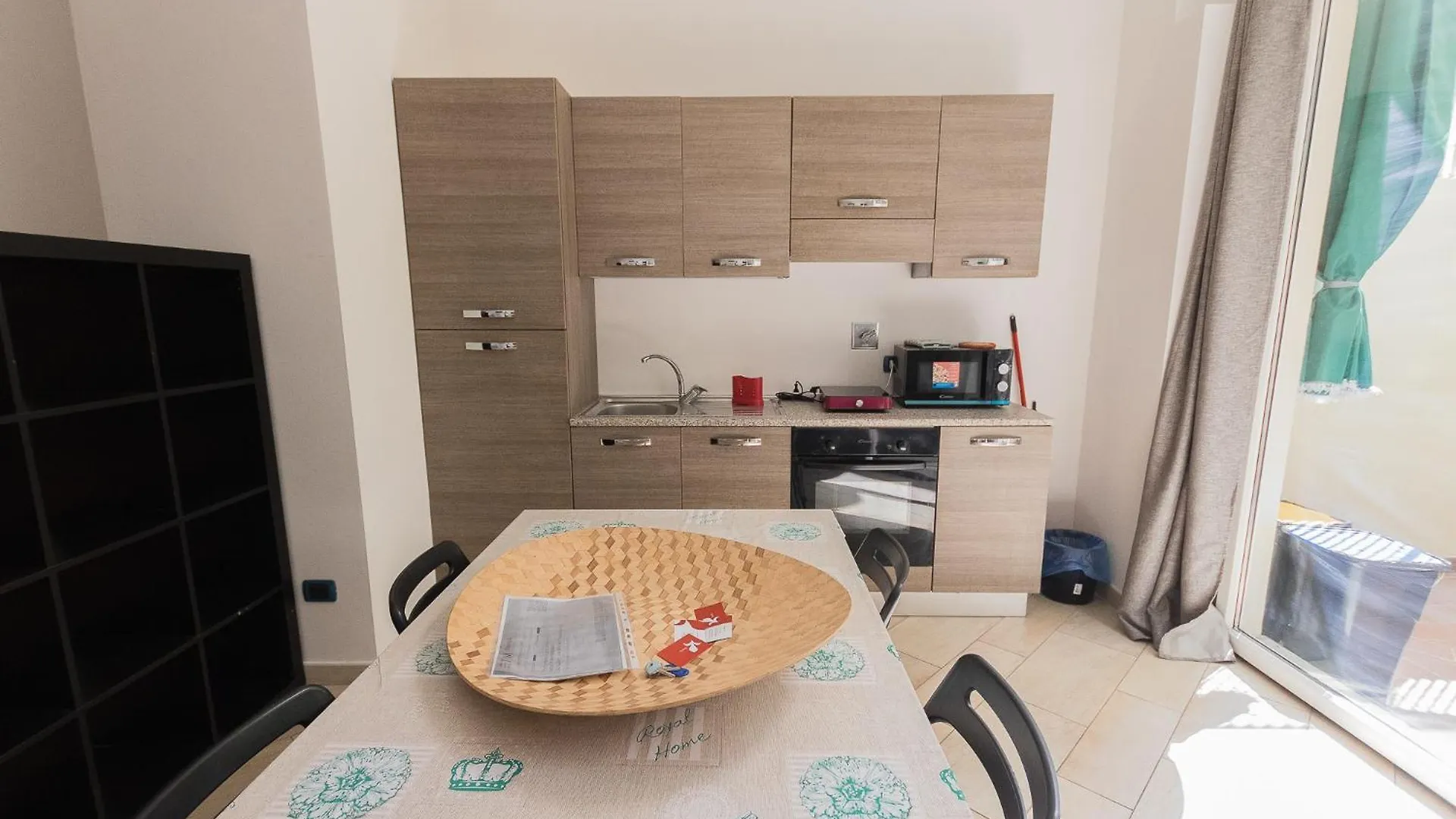 Amalia Apartment Via La Farina Floransa İtalya