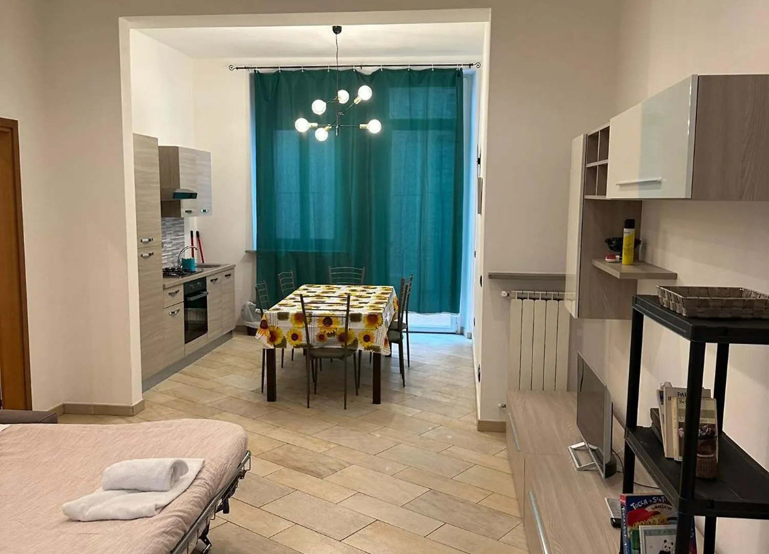 Amalia Apartment Via La Farina Firenze