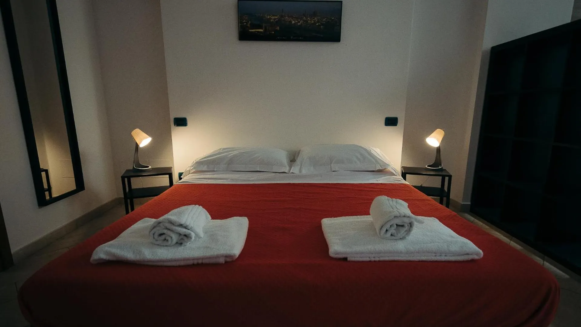 Amalia Apartment Via La Farina Флоренция